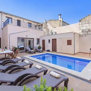 Sa Placeta New Reformed Large Town House With Pool Сasa de vacaciones Sa Pobla